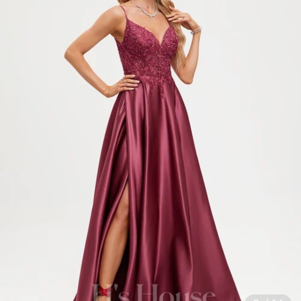 🆕JJ’s House sequin & satin dress